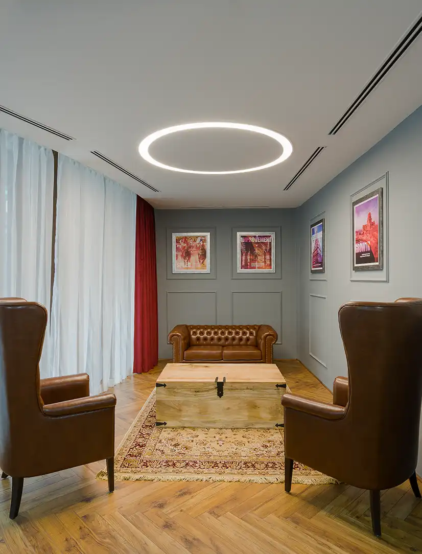 Project Fidelity National Financial: Modern office with sleek furnishings, clean design, and a professional layout.